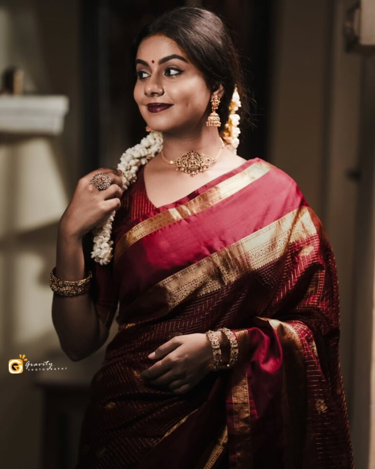 Gravity photography for booking contact 6383381857__Mua _mahizh_makeover__artistry _In frame _leemarose10 ___photoshoot _photography _wedding _tirunelveli_8